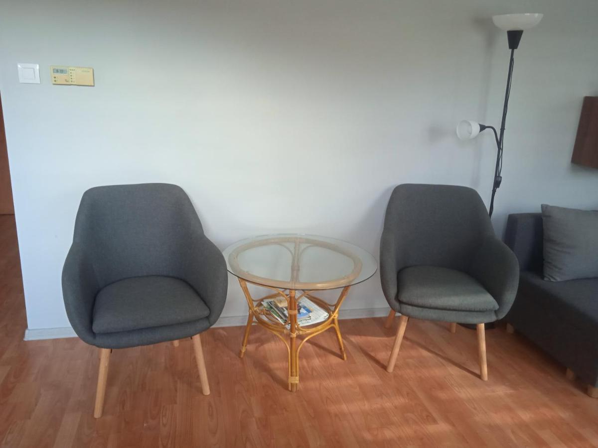 Sloneczny Apartament W Centrum Pieknych Karkonoszy Jelenia Góra Exterior foto