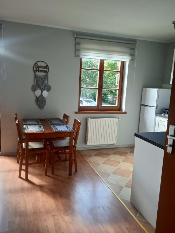 Sloneczny Apartament W Centrum Pieknych Karkonoszy Jelenia Góra Exterior foto