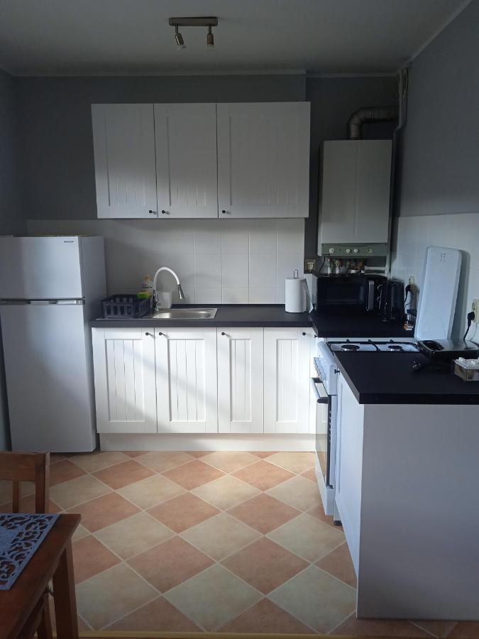 Sloneczny Apartament W Centrum Pieknych Karkonoszy Jelenia Góra Exterior foto